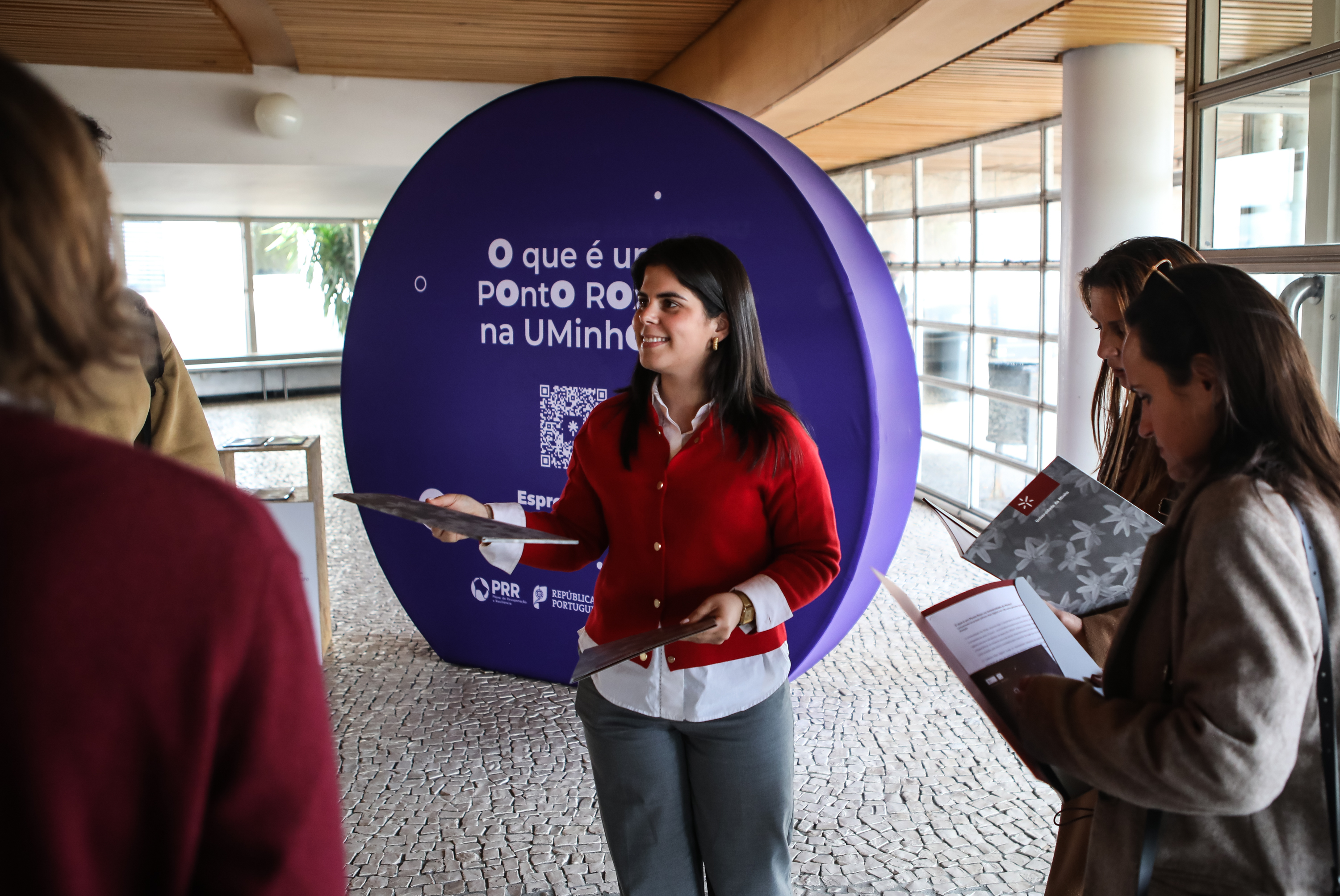 Thumbnail da galeria Ponto Roxo